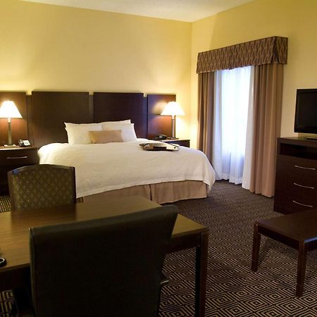 Hampton Inn & Suites Orlando-John Young Parkway/South Park Williamsburg Экстерьер фото